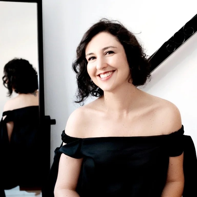 Thais França